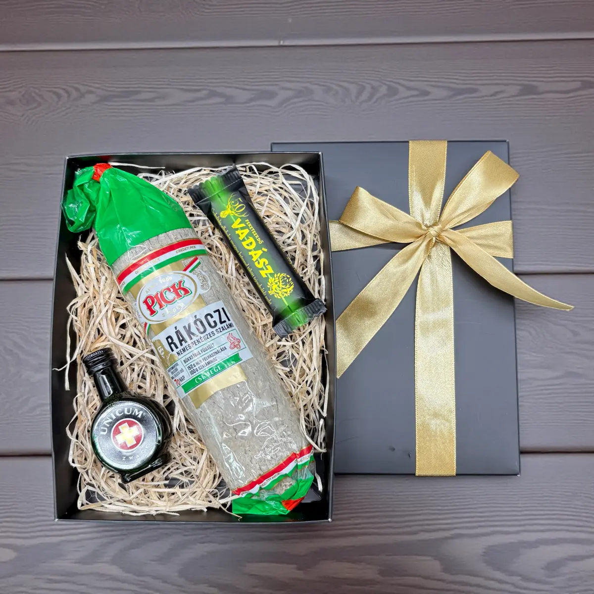 Pick Szalámi box