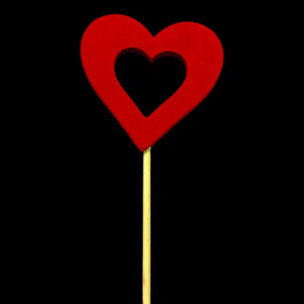 Lyukas pálcás szív - 7cm