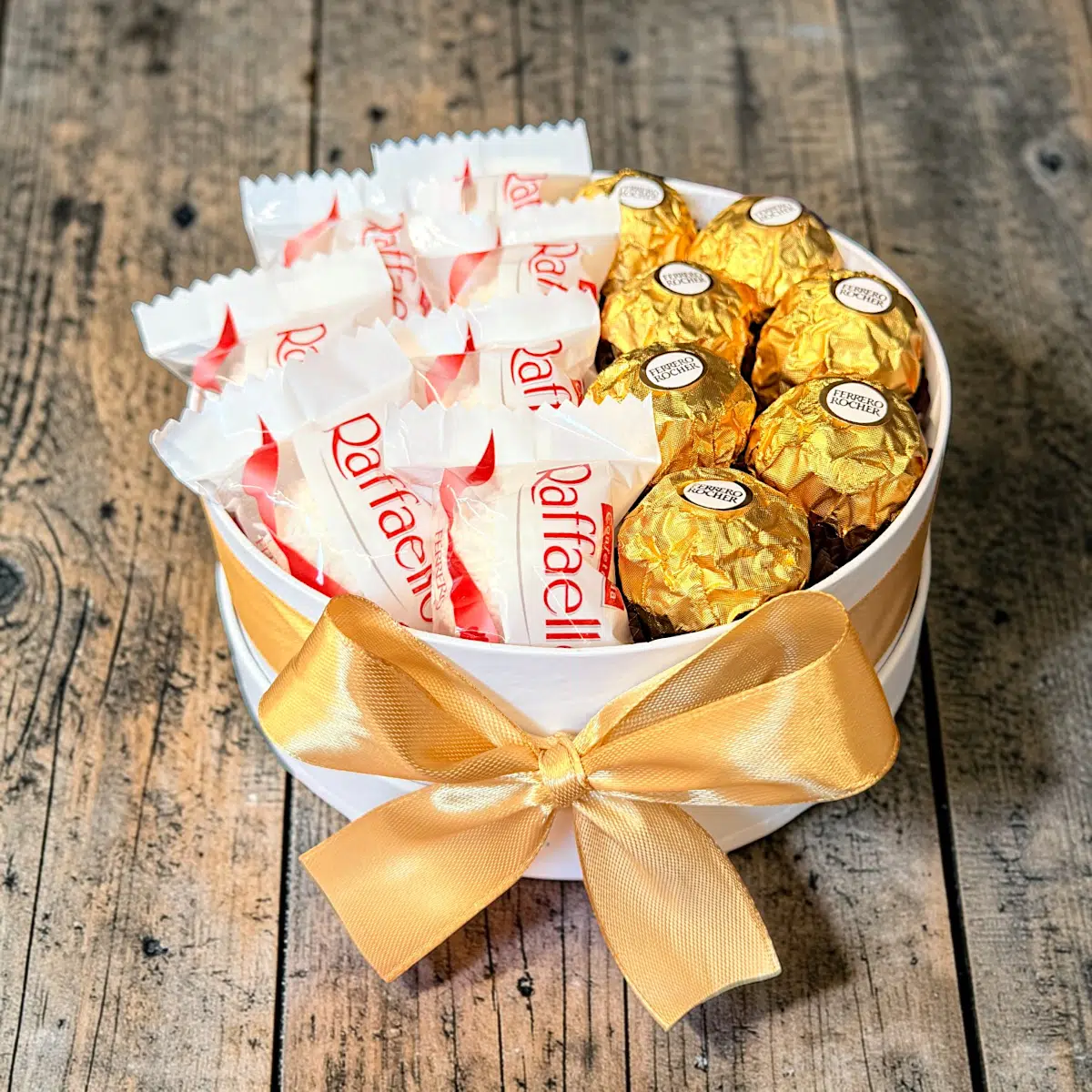 Ferrero & Raffaello box