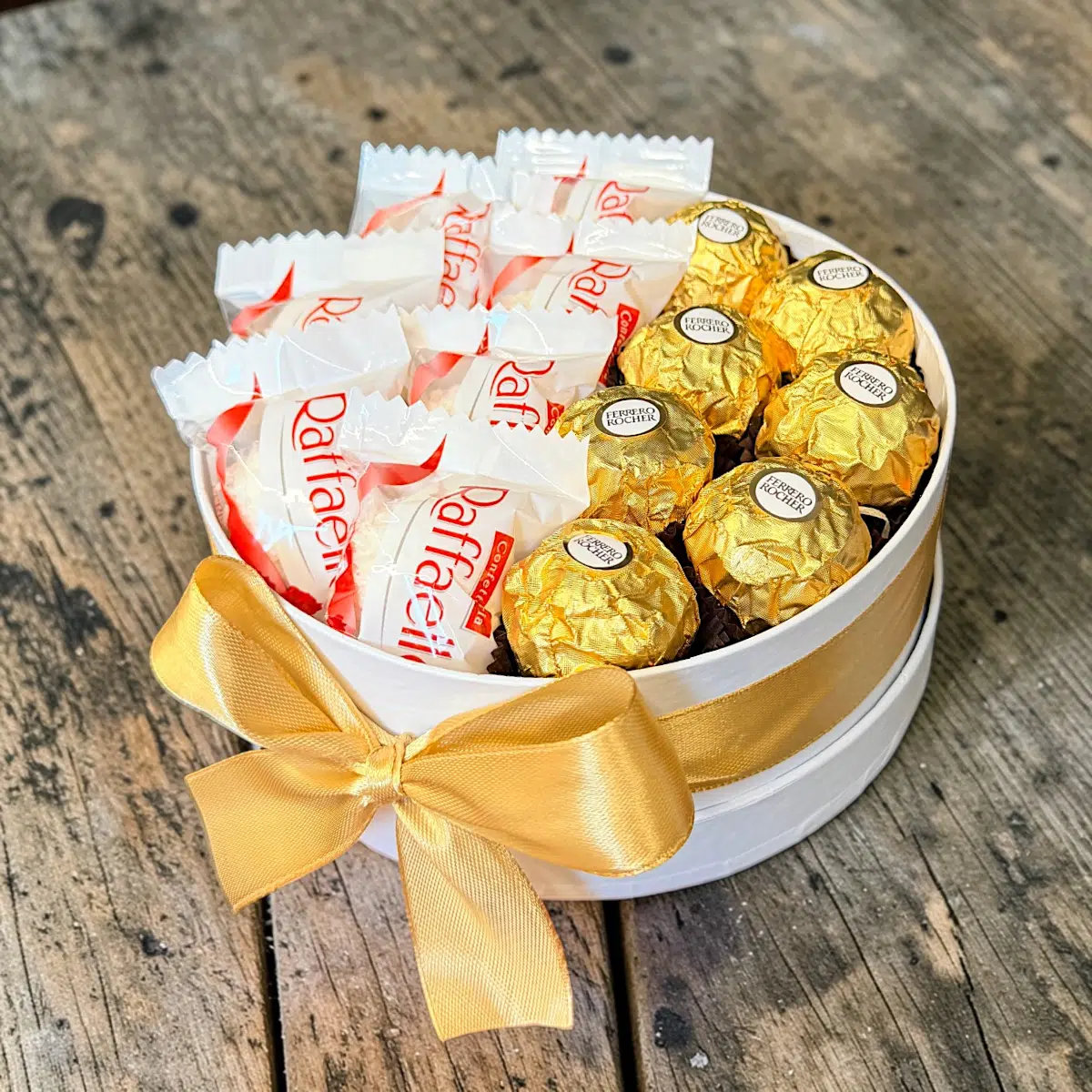 Ferrero & Raffaello box - Image 3